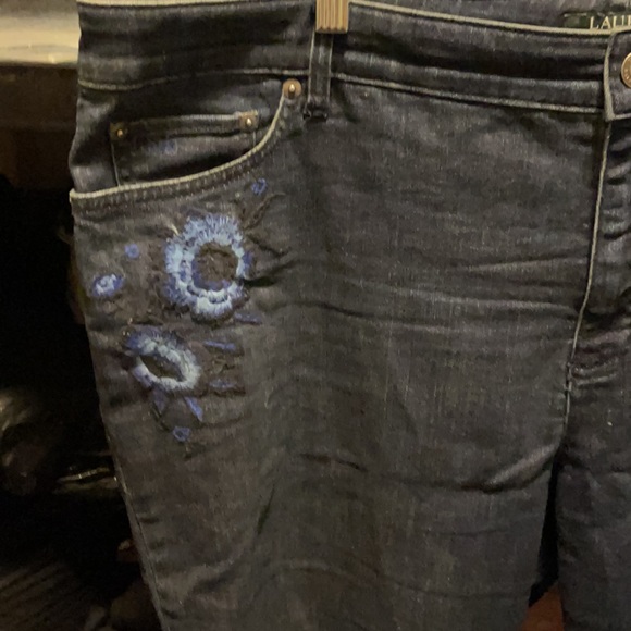 Women's jeans - Picture 2 of 5